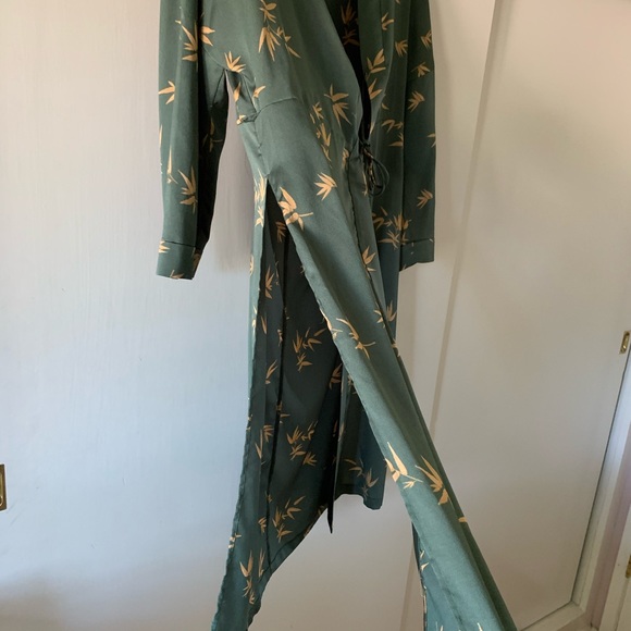 Kimono - Picture 4 of 7